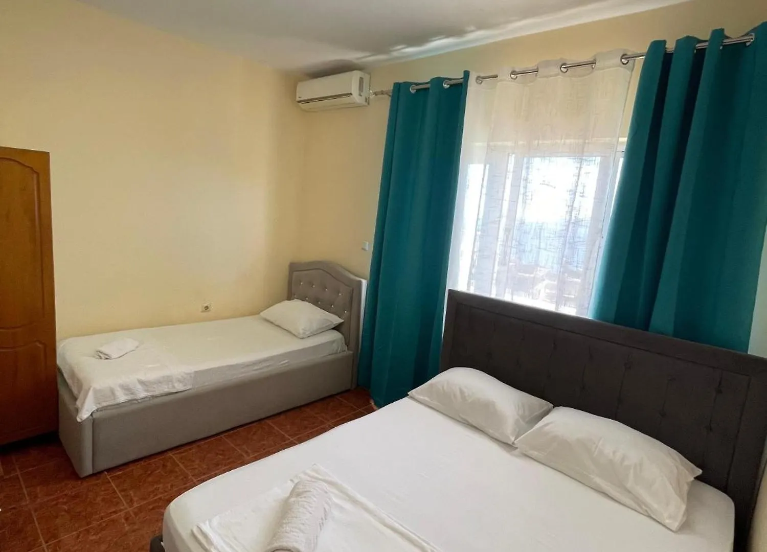 Hotel Gjika Sarandë 0*,  알바니아