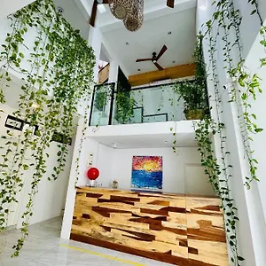 https://suitesmb.quintano-roohotels.com