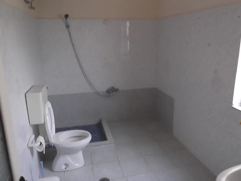 Hotel Gjika Sarandë 0*,