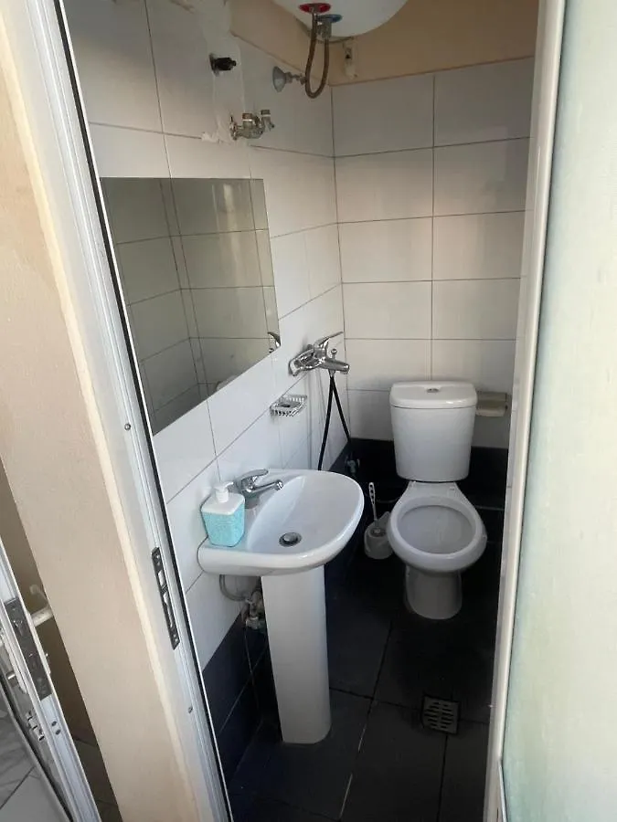 Hotel Gjika Sarandë 0*,